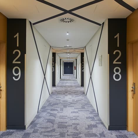 Solutions | Identification d'étages | Bromar